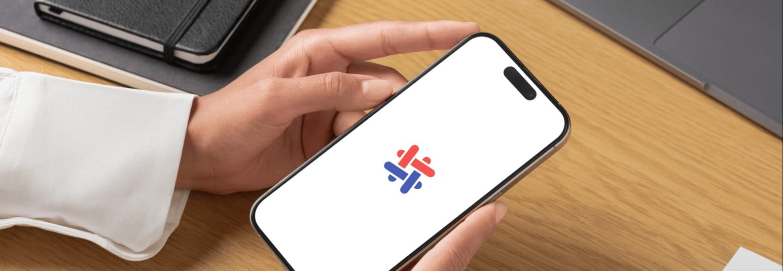 The moduuhak app open on a phone